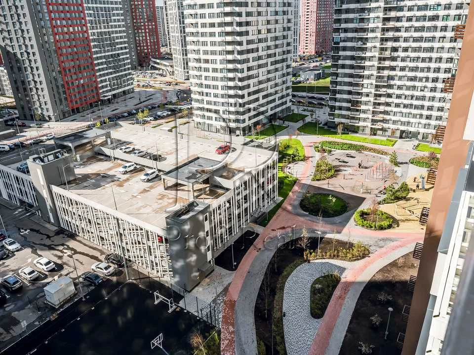 Квартира. Київ, Олександра Олеся вулиця