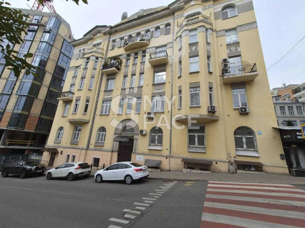 Продаж 5к.кв, Круглоуніверситетська 7, Бесарабська площа, Хр