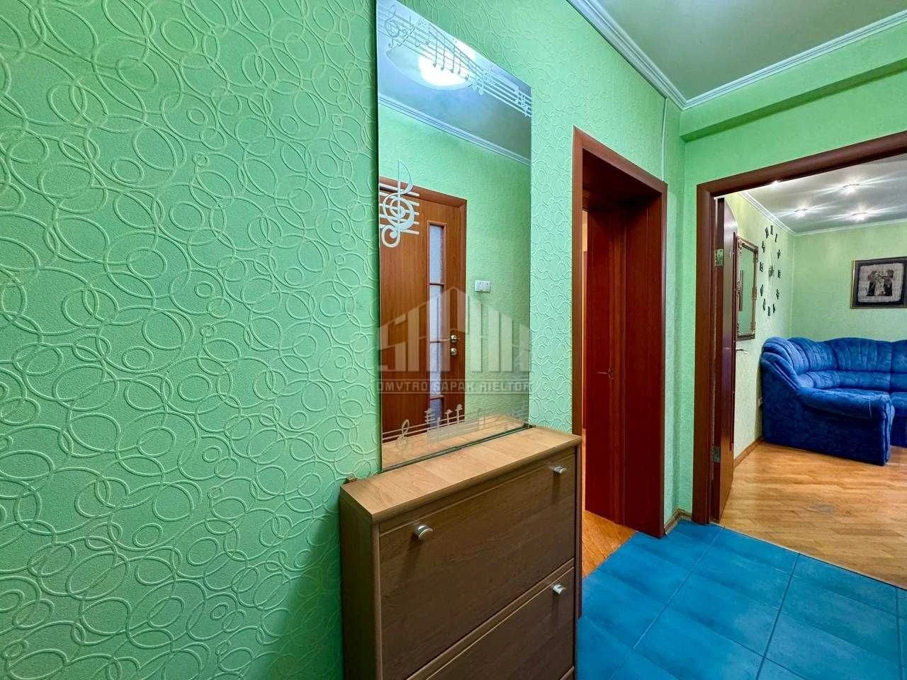 Sale of a cozy 3-room apartment (67 sq m) in the center of Kyiv, St.