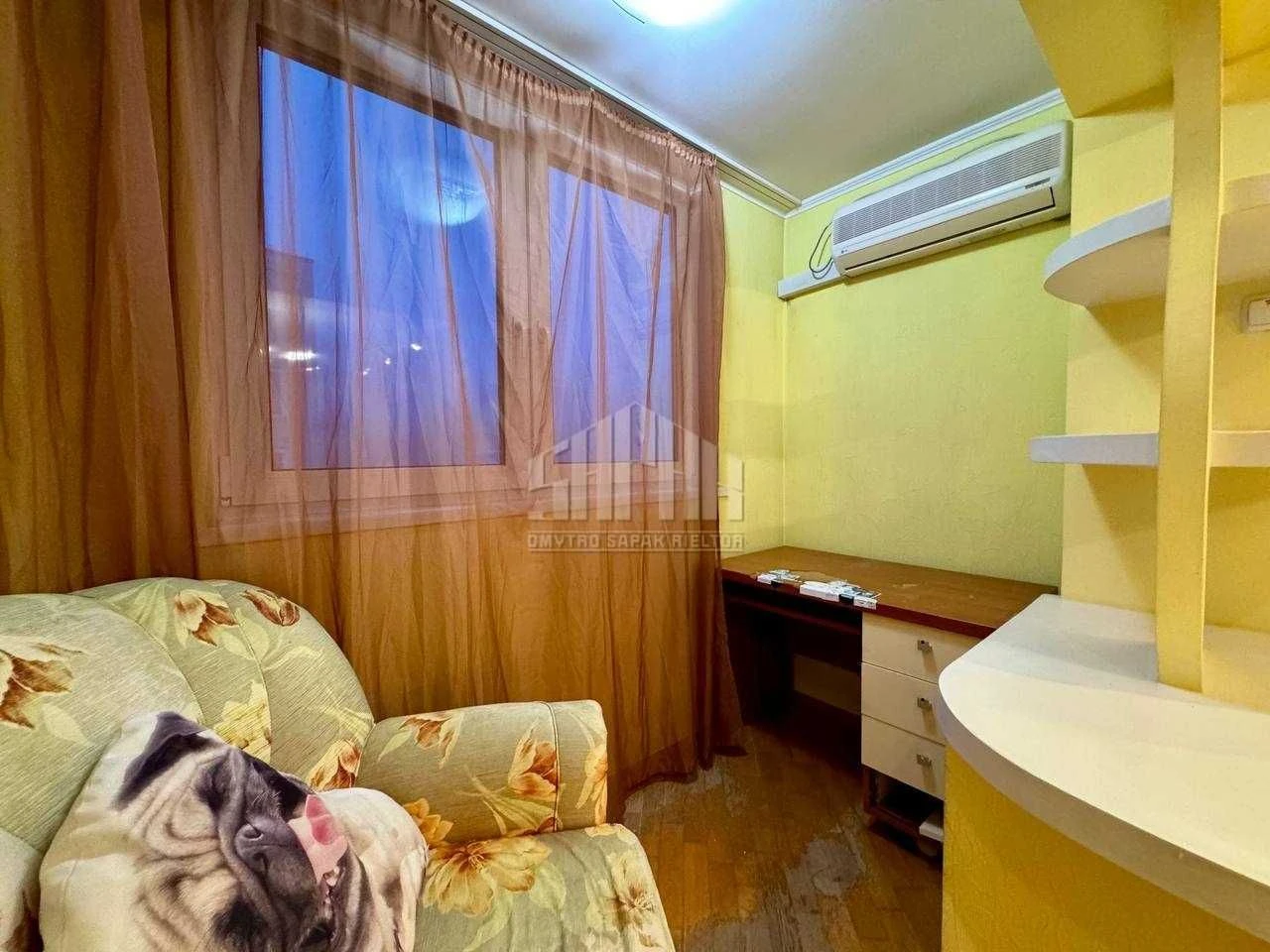 Sale of a cozy 3-room apartment (67 sq m) in the center of Kyiv, St.