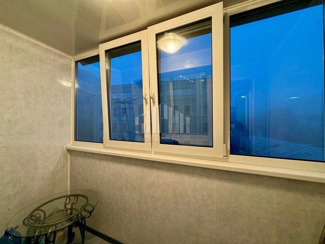 Sale of a cozy 3-room apartment (67 sq m) in the center of Kyiv, St.