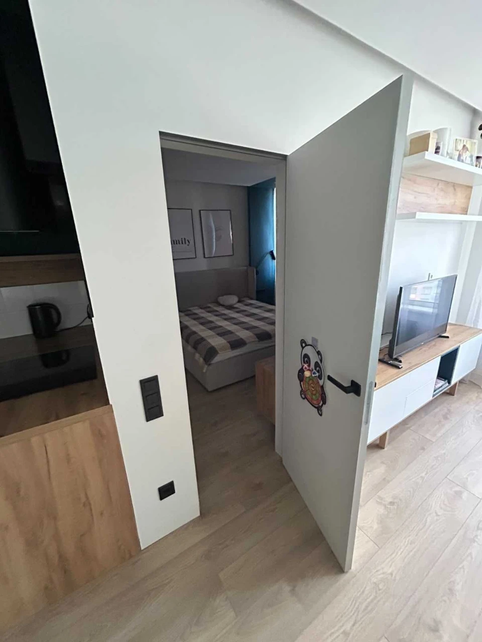 Продажа 1-комнатной квартиры 51 м² с ремонтом в ЖК "Галактика", ул. Сверстюка
