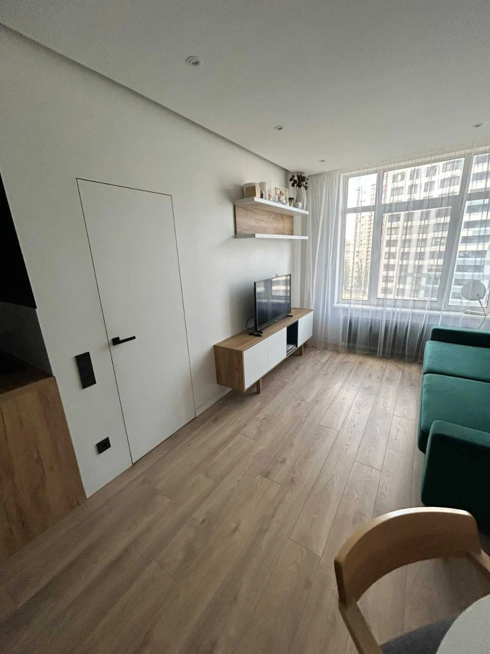 Продажа 1-комнатной квартиры 51 м² с ремонтом в ЖК "Галактика", ул. Сверстюка