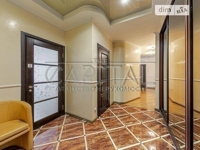 Продажа 4к квартиры 121 кв. м по ул. Левка Лукьяненко 21 • I