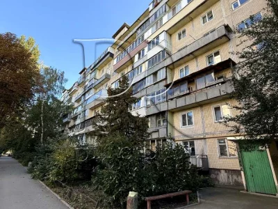 Квартира. Київ, вулиця Зодчих