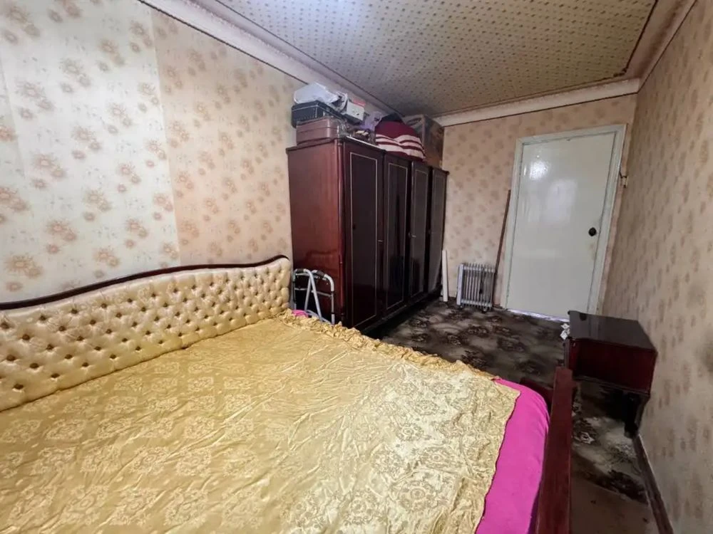 Продам 3-кімнатну квартиру в ЖК "Левобережний", в селі Караван, місте Берези