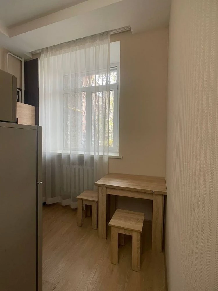 For sale, 2-bedroom apartment on Yavornitskogo Prospect 94