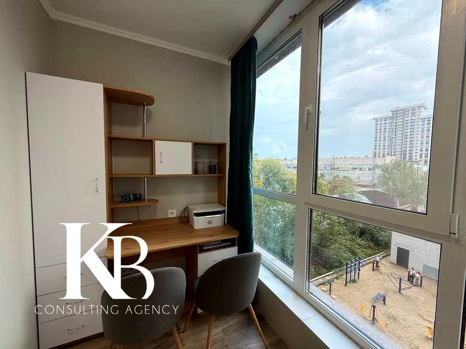 Apartment. Dnipro, Mandrykivska Street