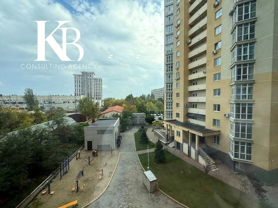 Apartment. Dnipro, Mandrykivska Street