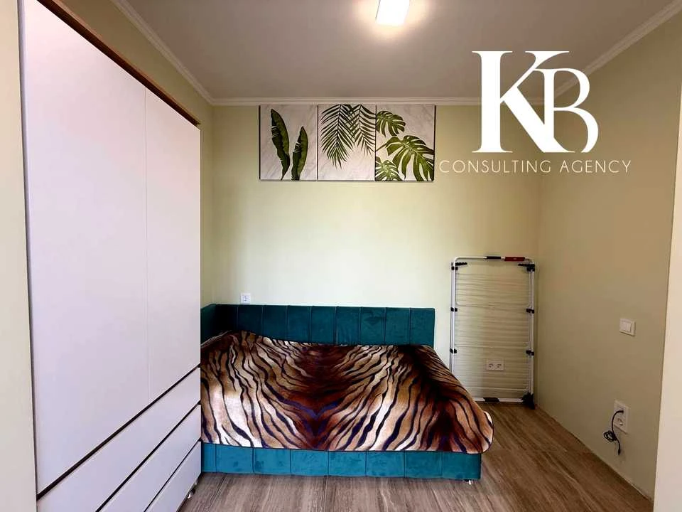 Apartment. Dnipro, Mandrykivska Street