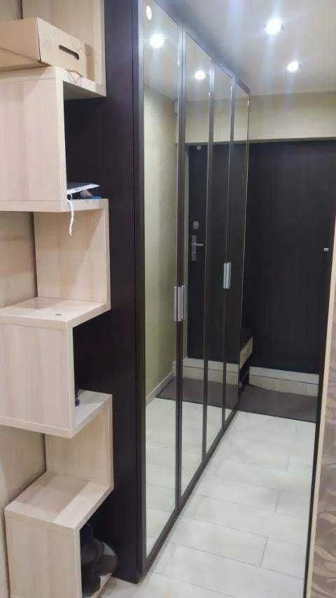 Продається 2-кімнатна квартира, район "П.Поле", метро "23 Серпня", 51б