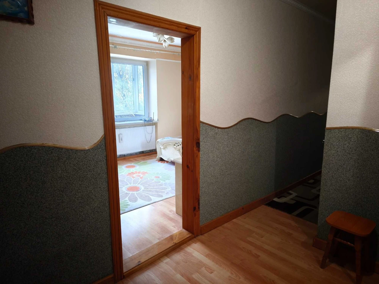 Продается трехкомнатная квартира в городе Самбір