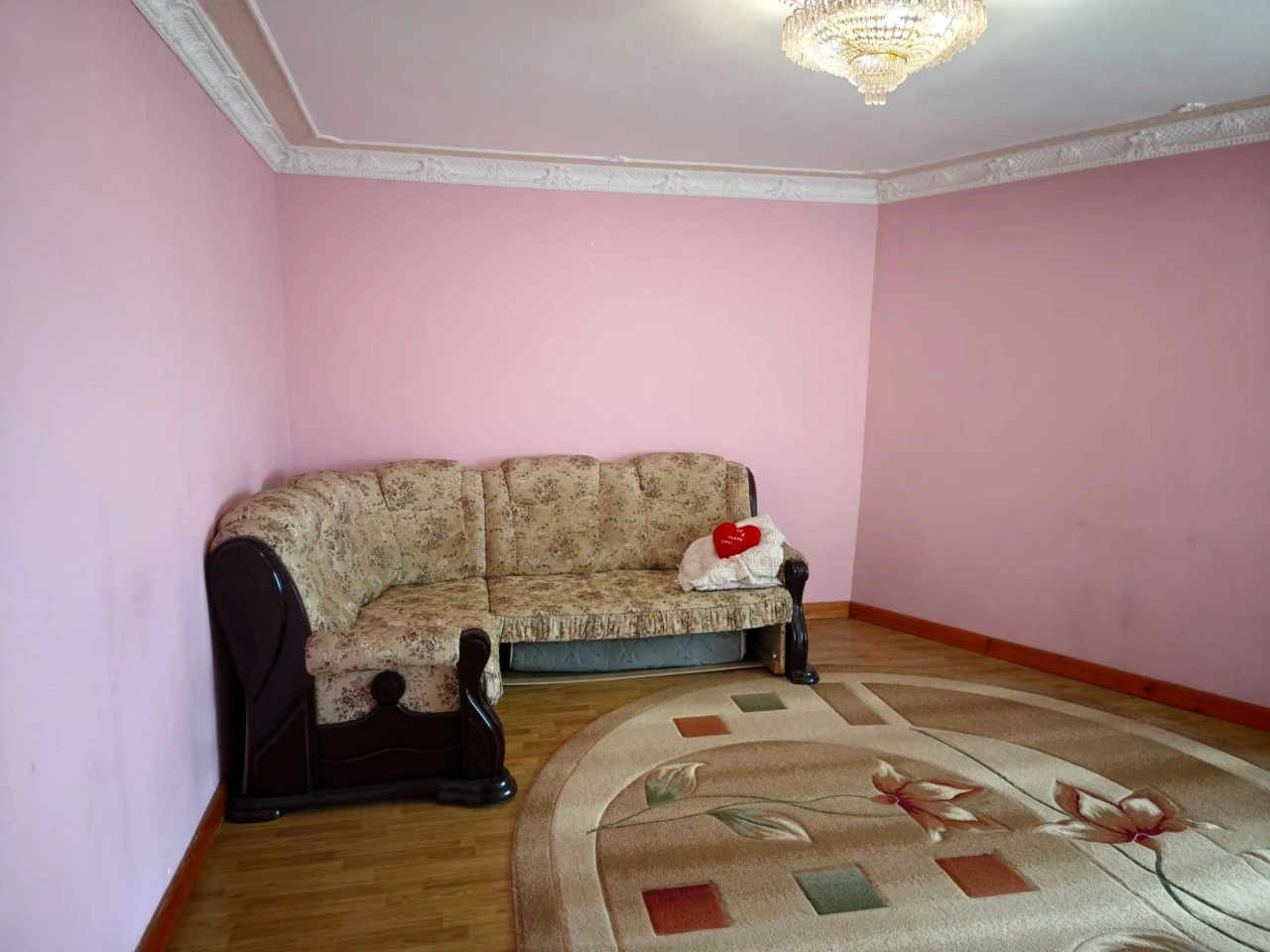 Продается трехкомнатная квартира в городе Самбір