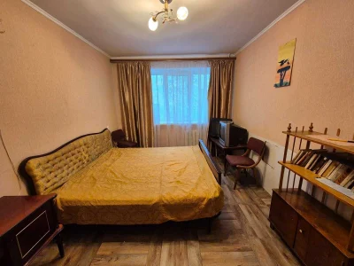 Sale of a 3-room apartment near the sea in Chernomorsk, Park Street