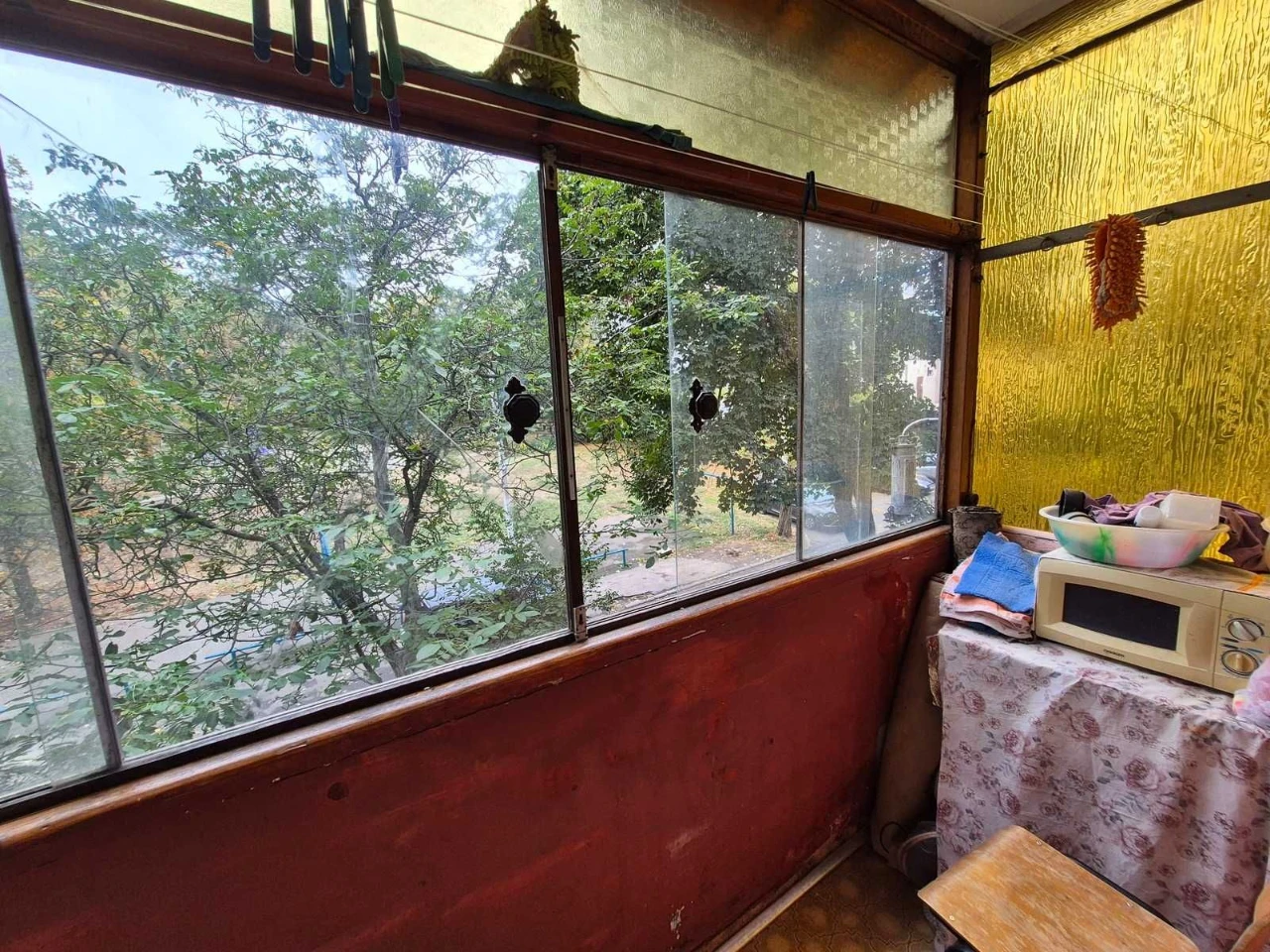 Sale of a 3-room apartment near the sea in Chernomorsk, Park Street
