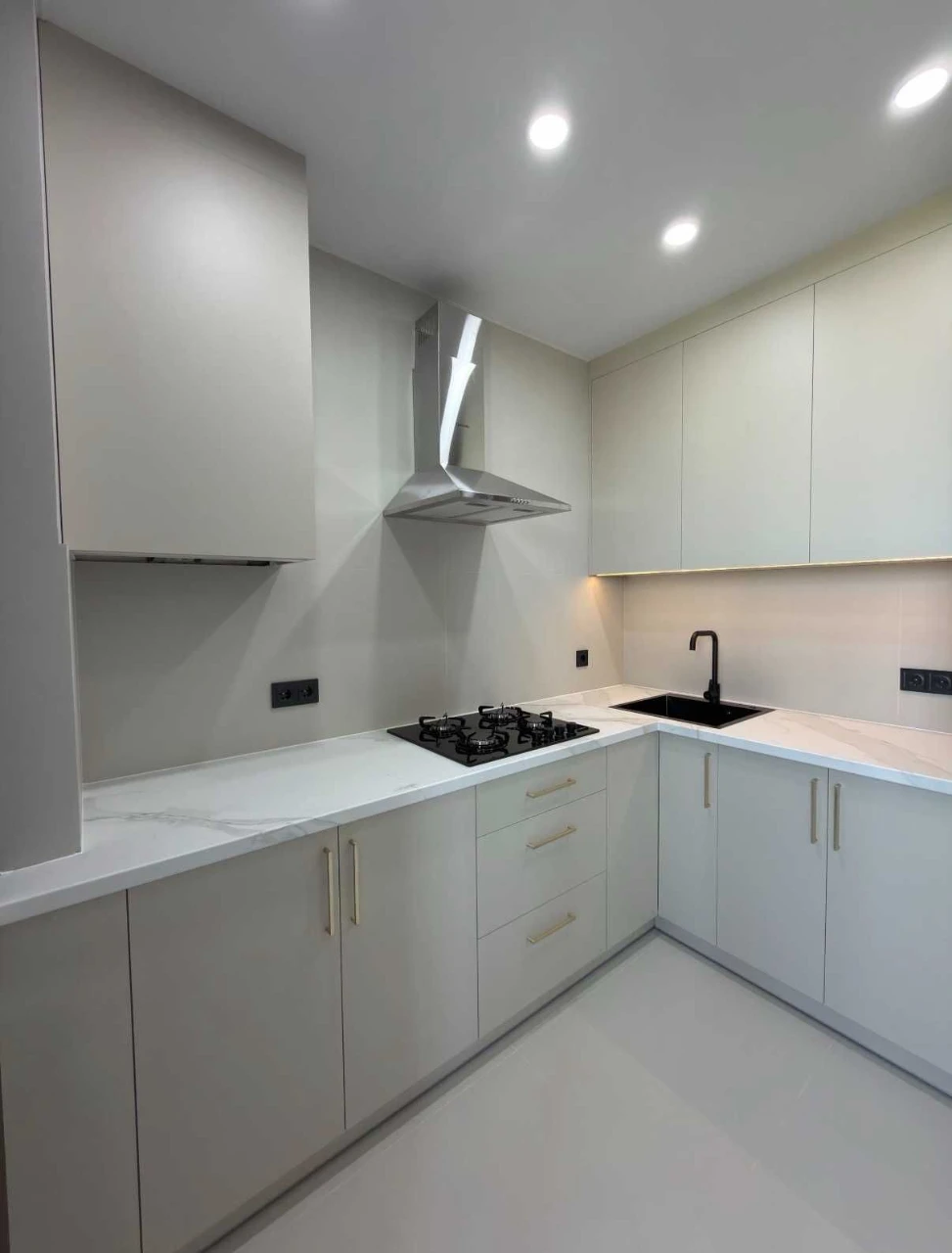 Two-bedroom apartment, ready for viewing