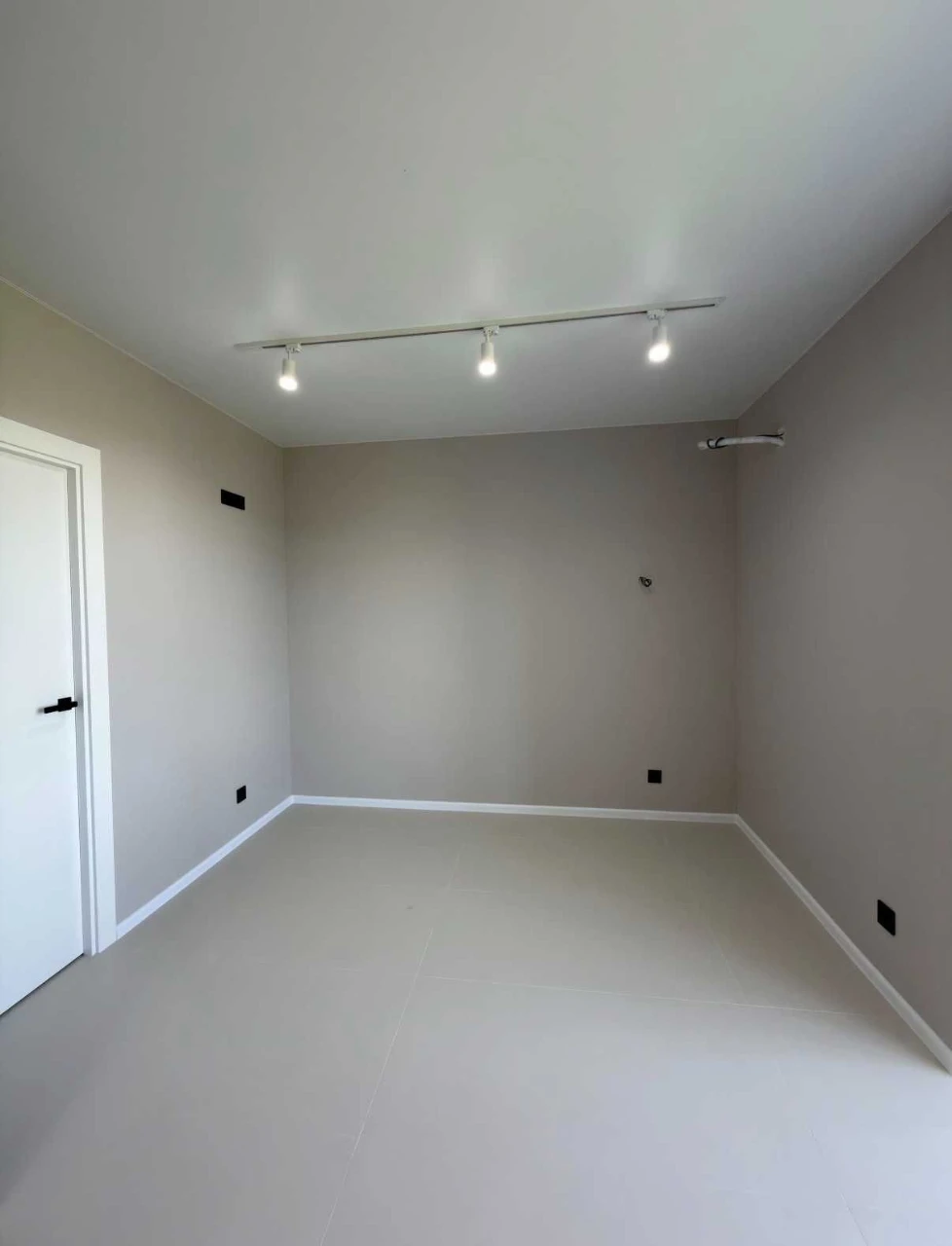 Two-bedroom apartment, ready for viewing
