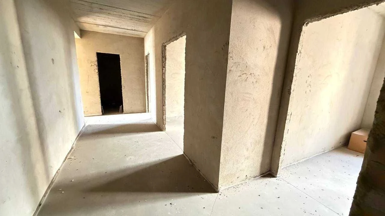 Bucha. 3-room apartment in a prime location. Suitable for state programs.
