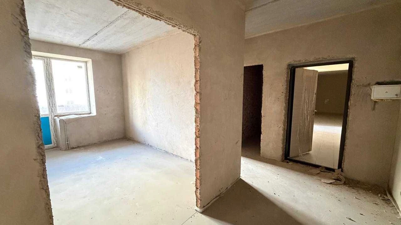 Bucha. 3-room apartment in a prime location. Suitable for state programs.