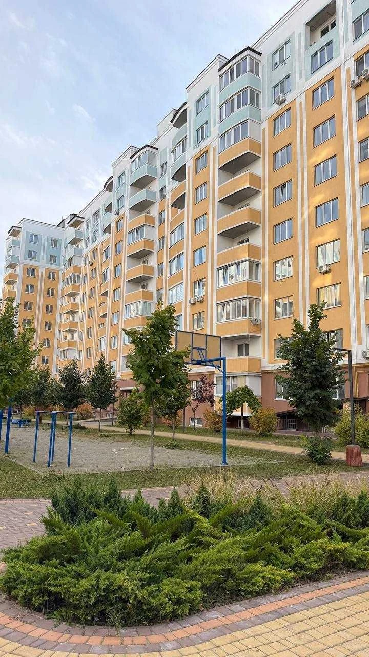 Bucha. 3-room apartment in a prime location. Suitable for state programs.