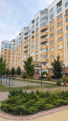 Bucha. 3-room apartment in a prime location. Suitable for state programs.