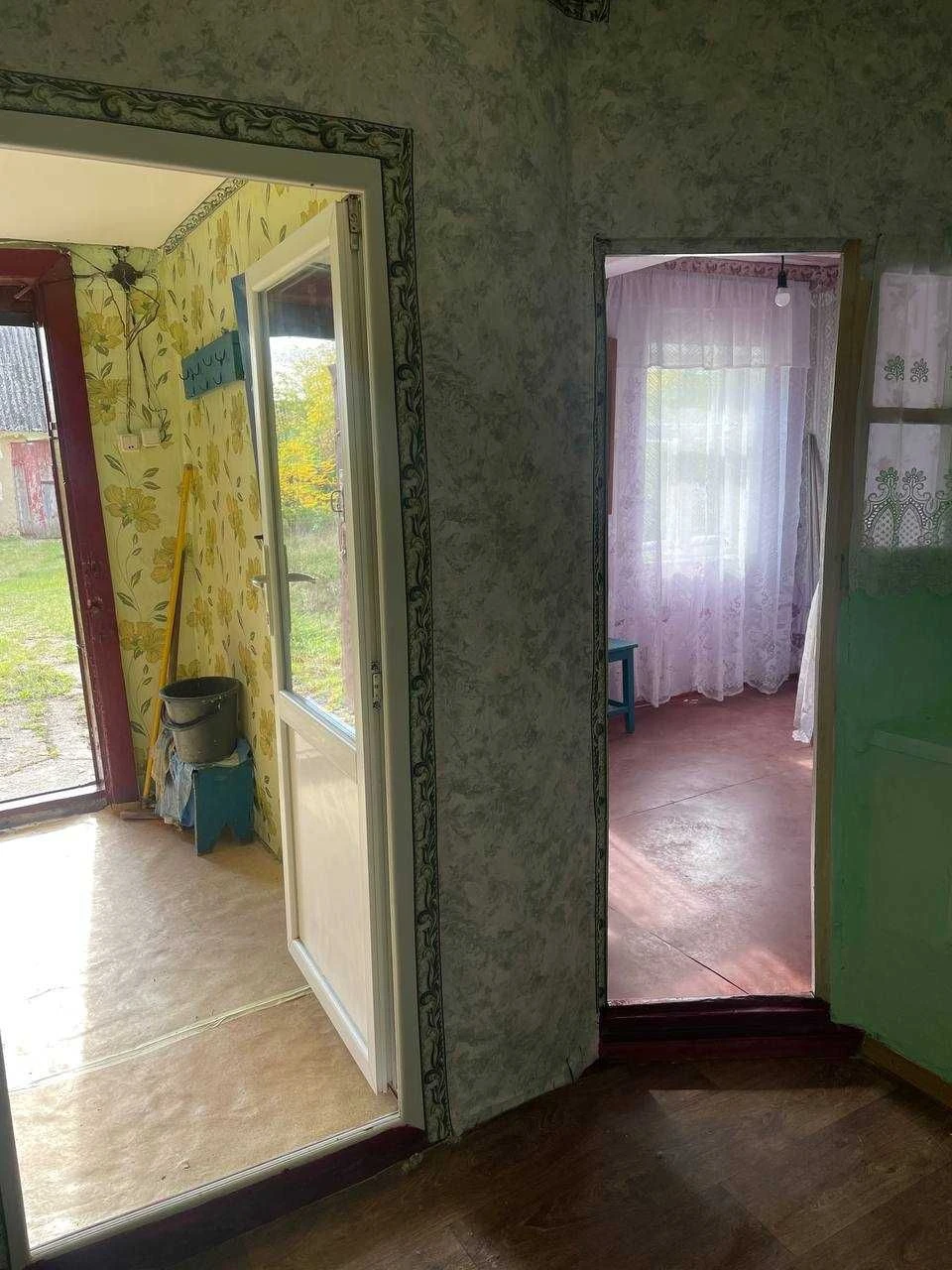 будинок пів будинку