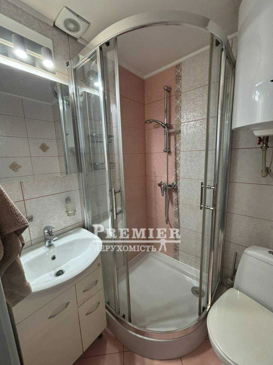 1 bedroom apartment Brick House Center Tairov
