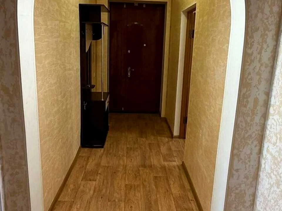Квартира. Одеса, Середньофонтанська вул.