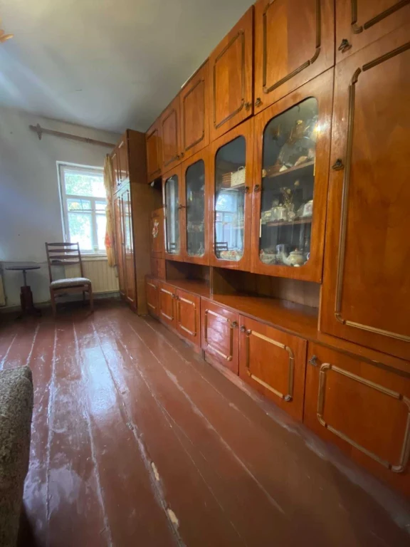 For sale: Half of a house in Zhuravlevka.