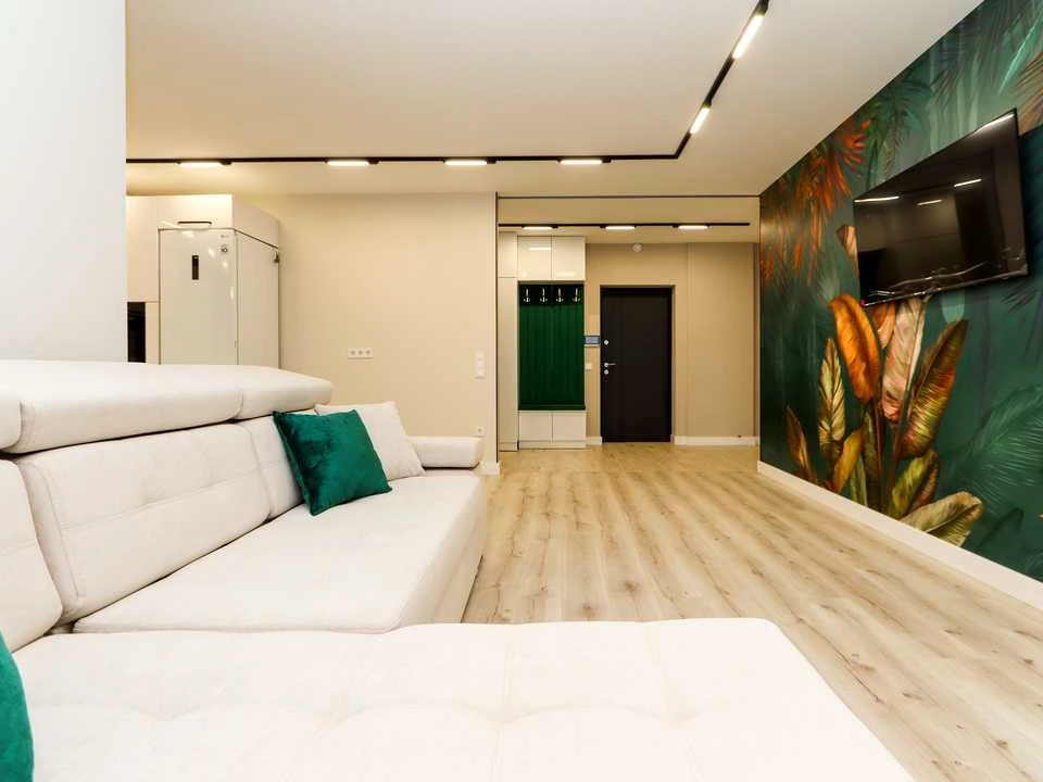 Apartment. Ivano-Frankivsk, Eugene Konovalets Street