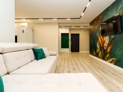 Apartment. Ivano-Frankivsk, Eugene Konovalets Street
