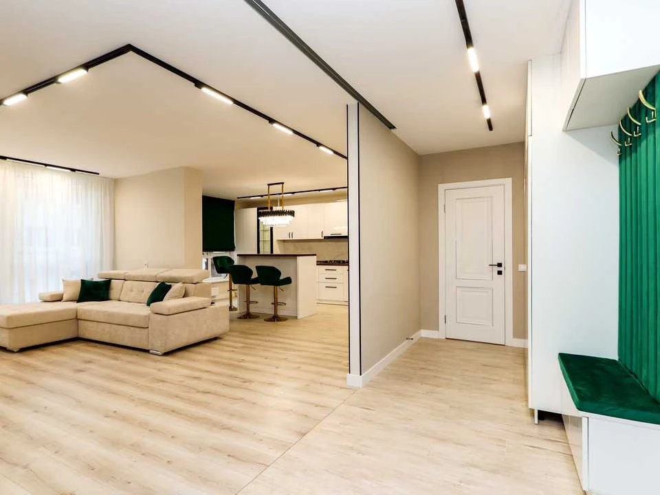 Apartment. Ivano-Frankivsk, Eugene Konovalets Street