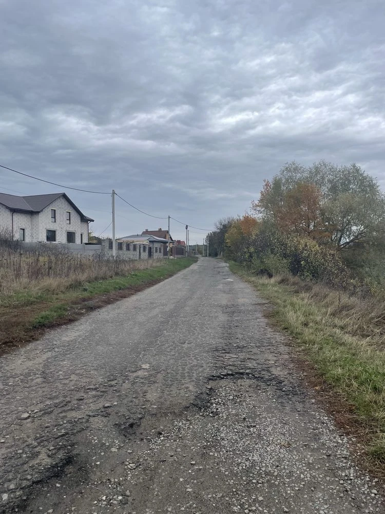 Sale of land plot near Baronskyi Lake
