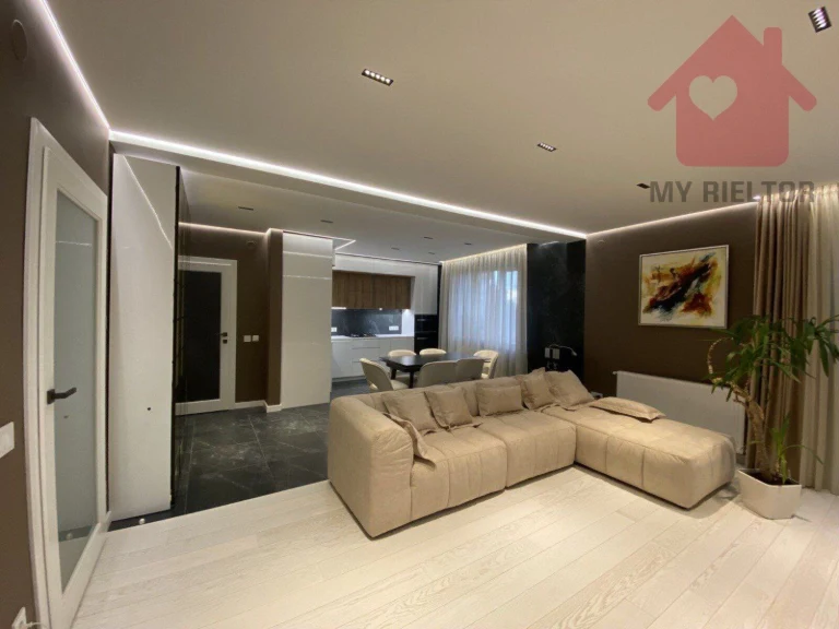 Two-bedroom apartment for sale on Glen Street