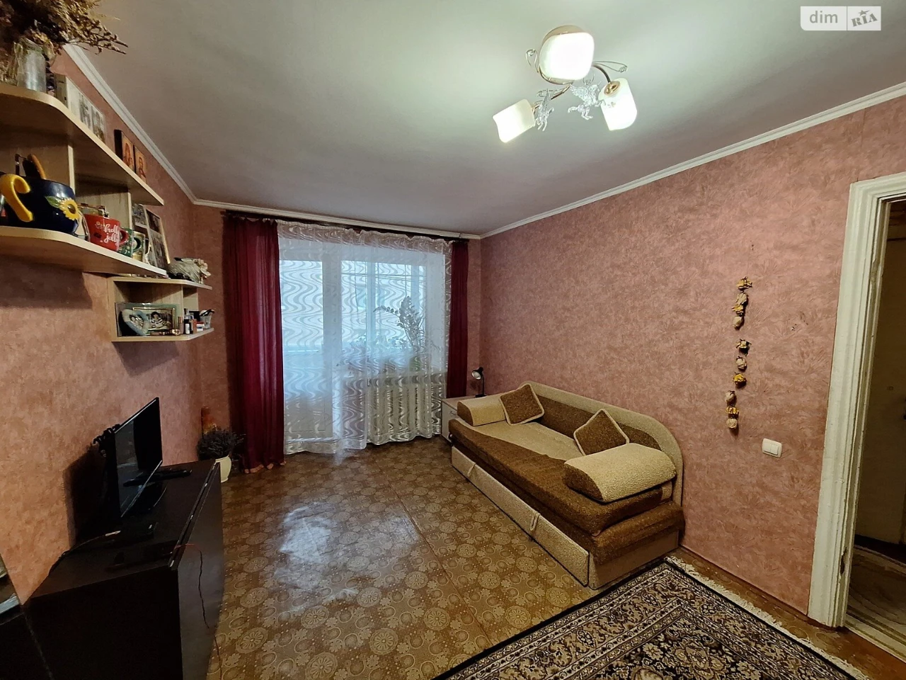 Apartment for Sale: Center