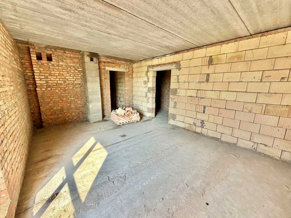 Apartment. Rivena, Rysdvyana St.