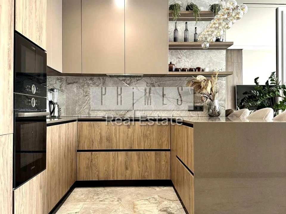 Apartment. Kyiv, Saperne Pole Street