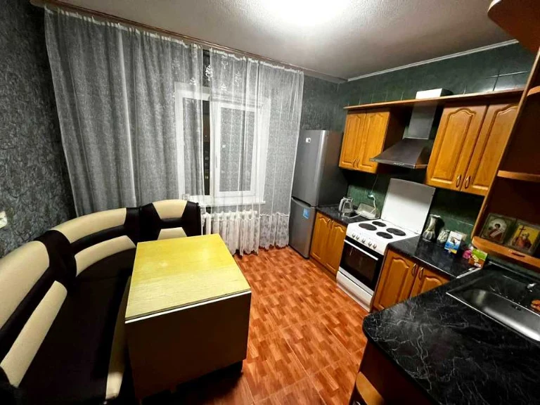 Apartment. Dragomannova Street, Kyiv