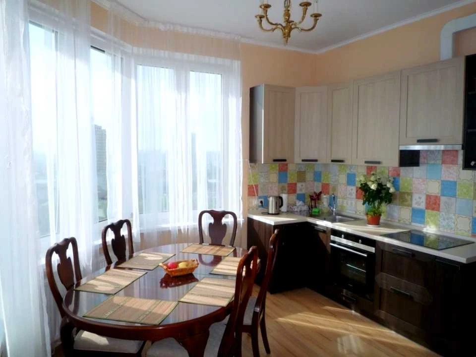Квартира. Київ, Несторівський пров.