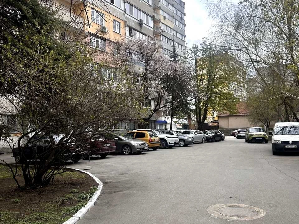 Квартира. Дніпро, Надії Алексєєнко вул.