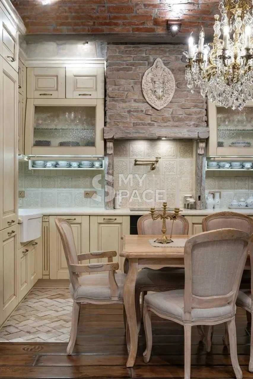 Центр, 2к квартира з ремонтом, В.Васильківська, метро Палац