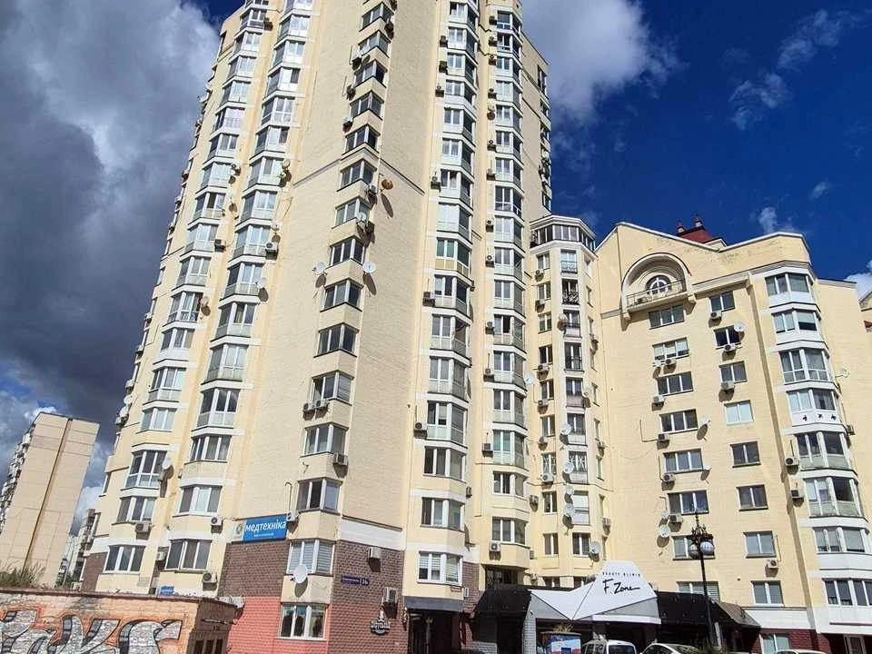 Квартира. Київ, Володимира Івасюка просп.
