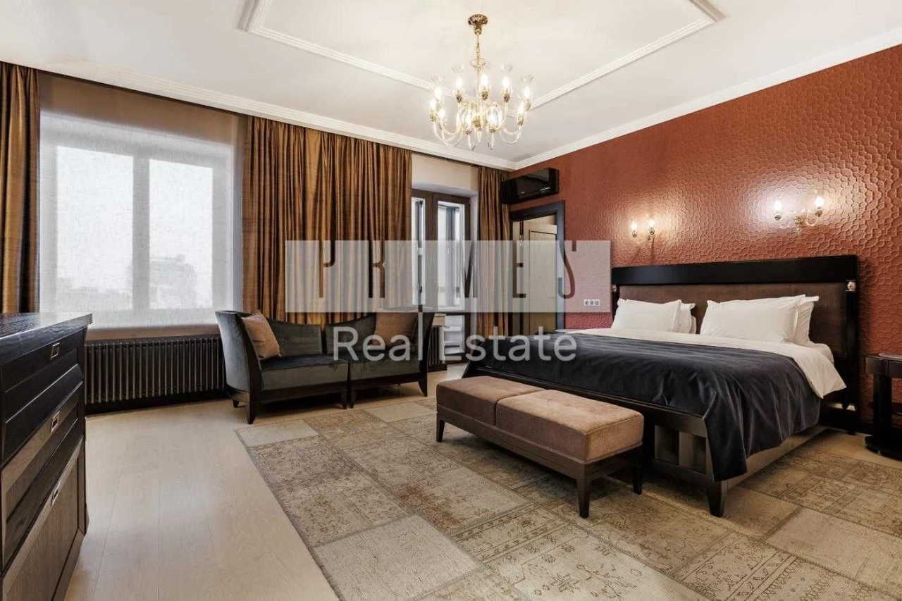 Sale of an Exclusive Apartment at Ivan Mazepa 10, Pechersk Center