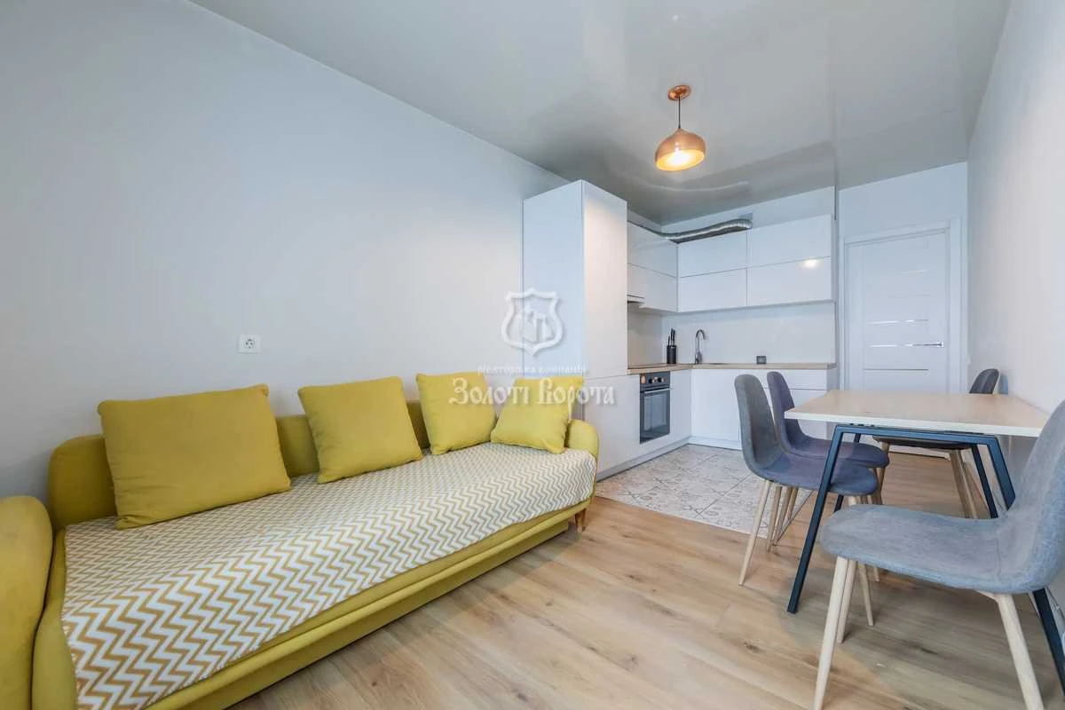Продам однокімнатну квартиру (46.4 м²) у Києві, Святошинськи