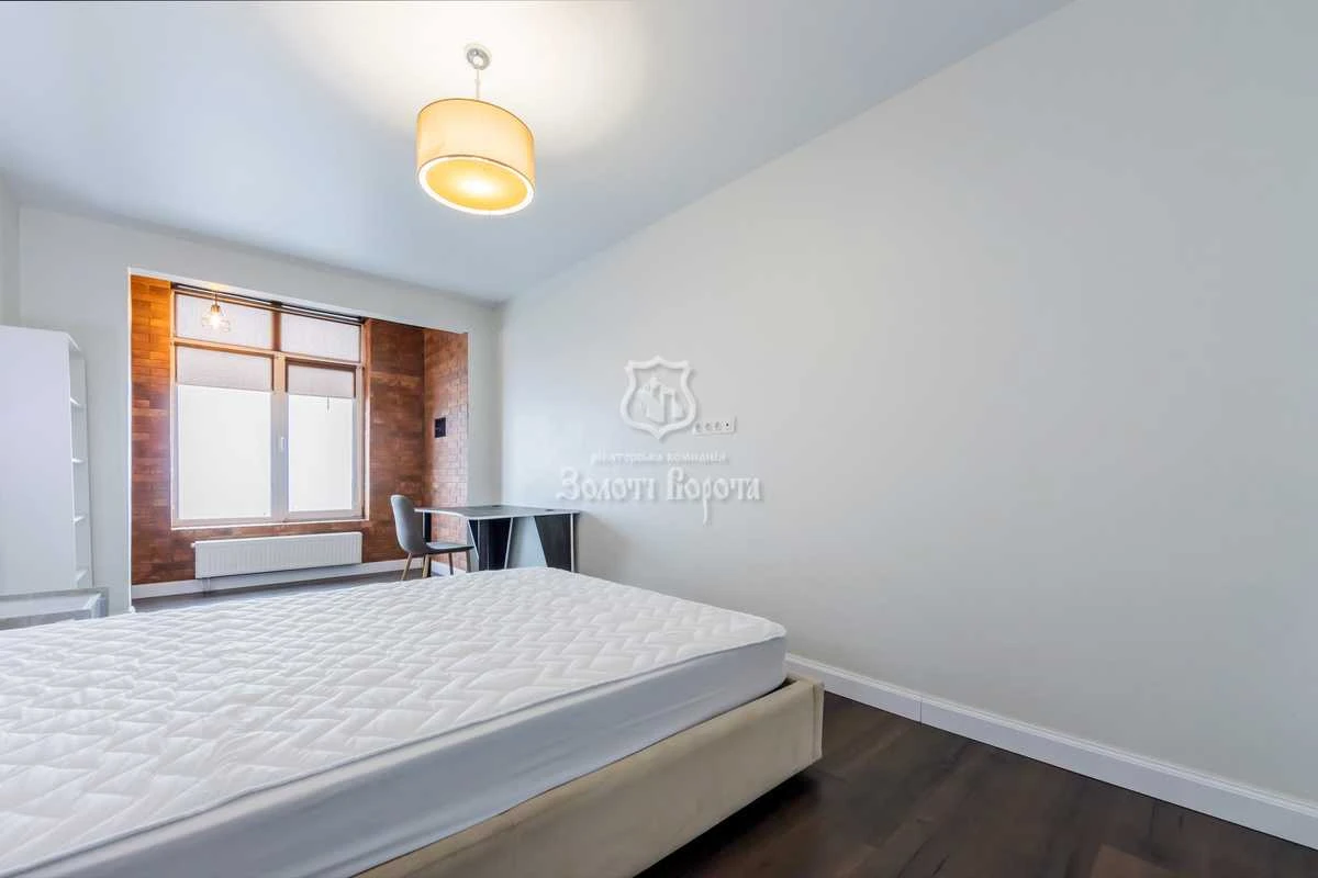 Продам однокімнатну квартиру (46.4 м²) у Києві, Святошинськи