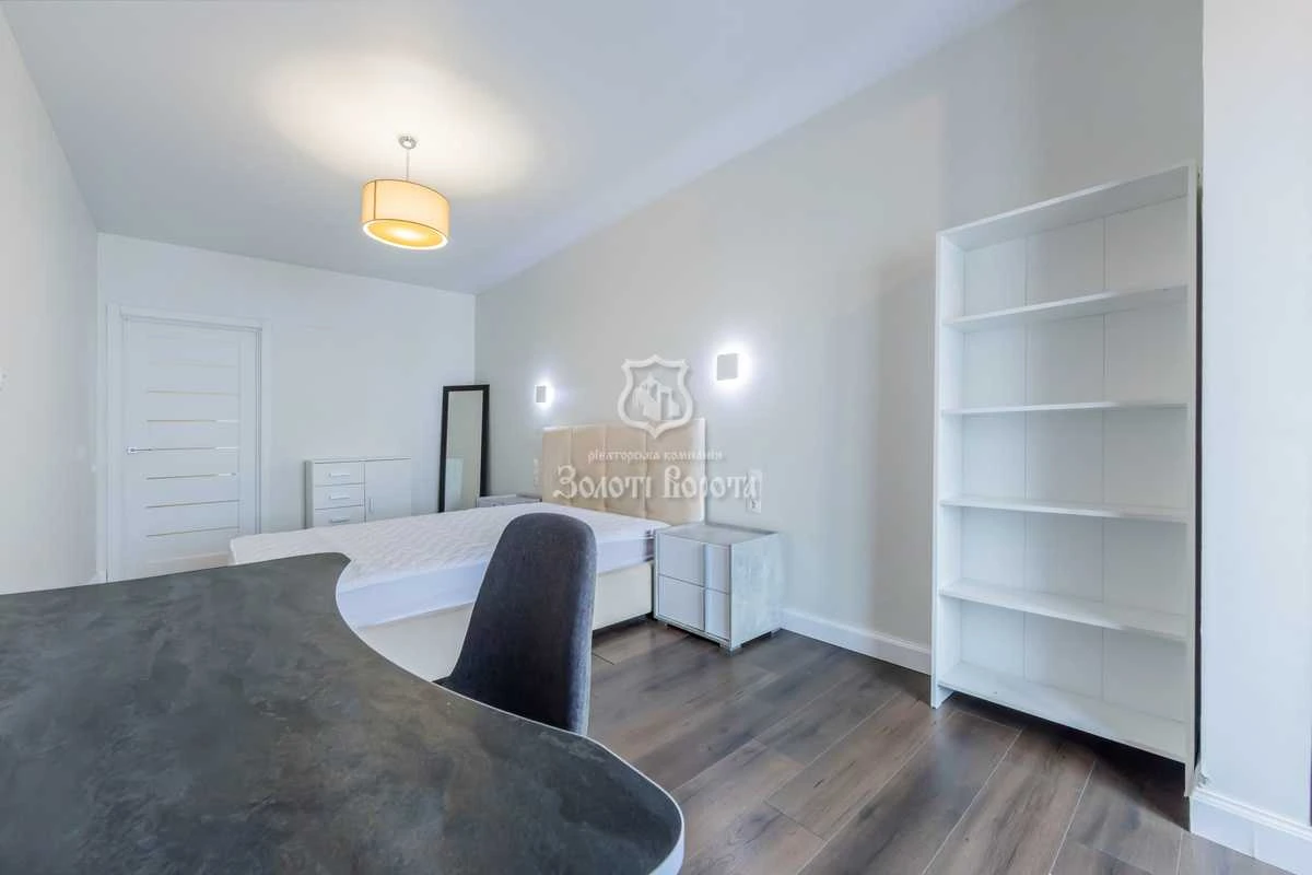 Продам однокімнатну квартиру (46.4 м²) у Києві, Святошинськи