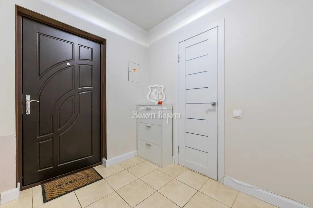 Продам однокімнатну квартиру (46.4 м²) у Києві, Святошинськи