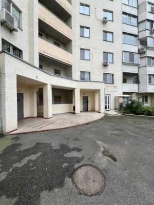 Продам двокімнатну квартиру (81 м²) у Києві, Оболонський рай