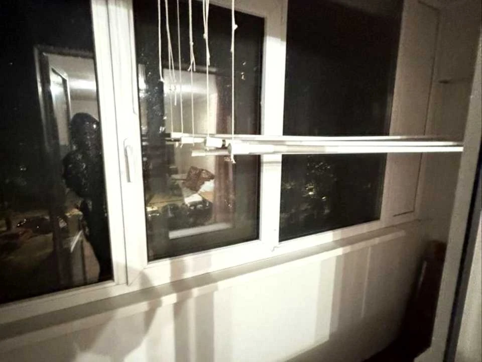 Apartment. Dnipro, residential area Topola-1, street.