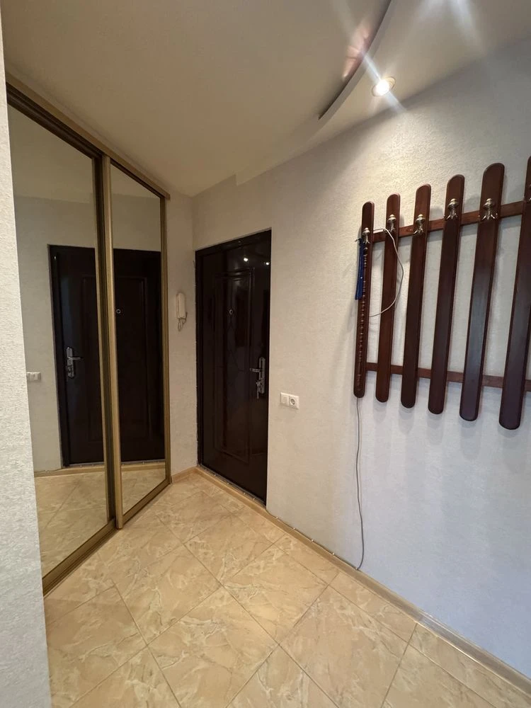 Продам 1к квартиру Салтовка, Тракторостроителей 83, Класс, 6